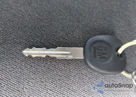 2005 Chevrolet Silverado 1500 Z71 из США, поврежденный, VIN 2GCEK13T651155899